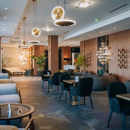 Sky Airport Hotel クルージュ＝ナポカ エクステリア 写真